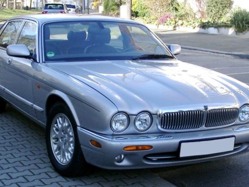 1997 – 2002 Jaguar XJ